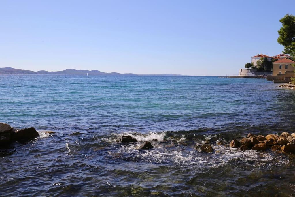 Zadar Center Beach Apartment - Directly On The Sea Buitenkant foto