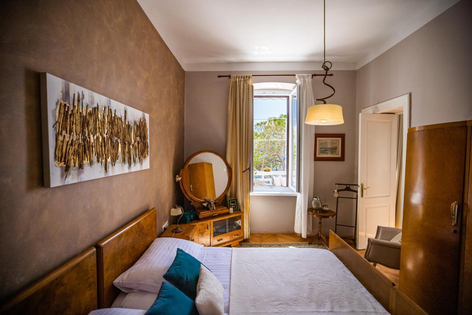 Zadar Center Beach Apartment - Directly On The Sea Buitenkant foto