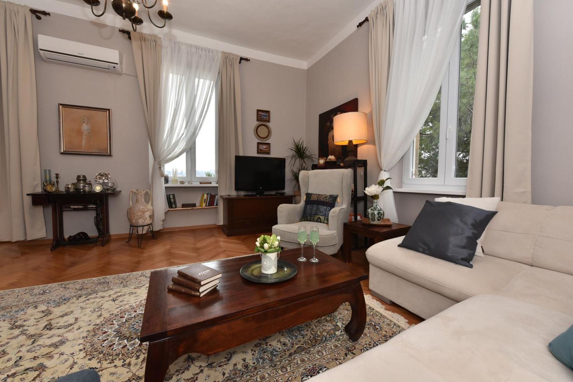 Zadar Center Beach Apartment - Directly On The Sea Buitenkant foto